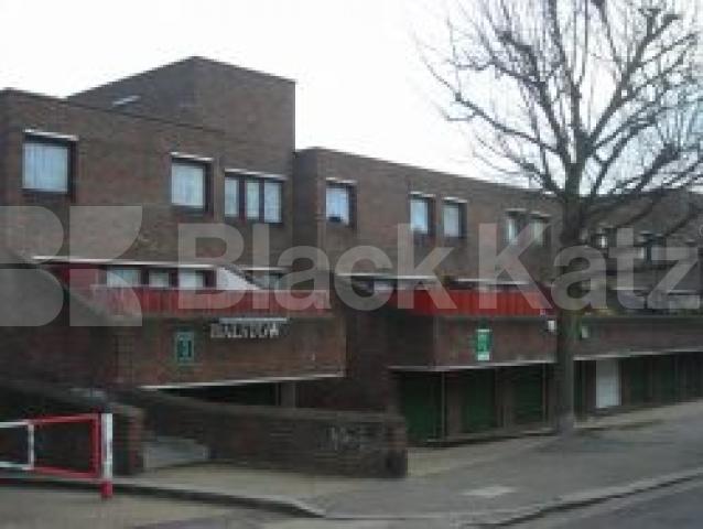 			New instruction, 4 Bedroom, 1 bath, 1 reception Flat			 Queens Cresent, Chalk Farm